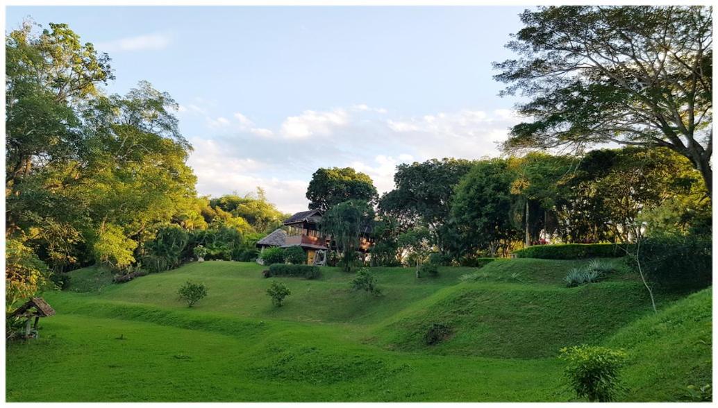 Baan Sakuna Hotel Chiang Khong Exterior foto