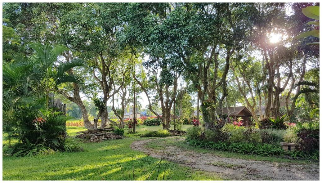 Baan Sakuna Hotel Chiang Khong Exterior foto